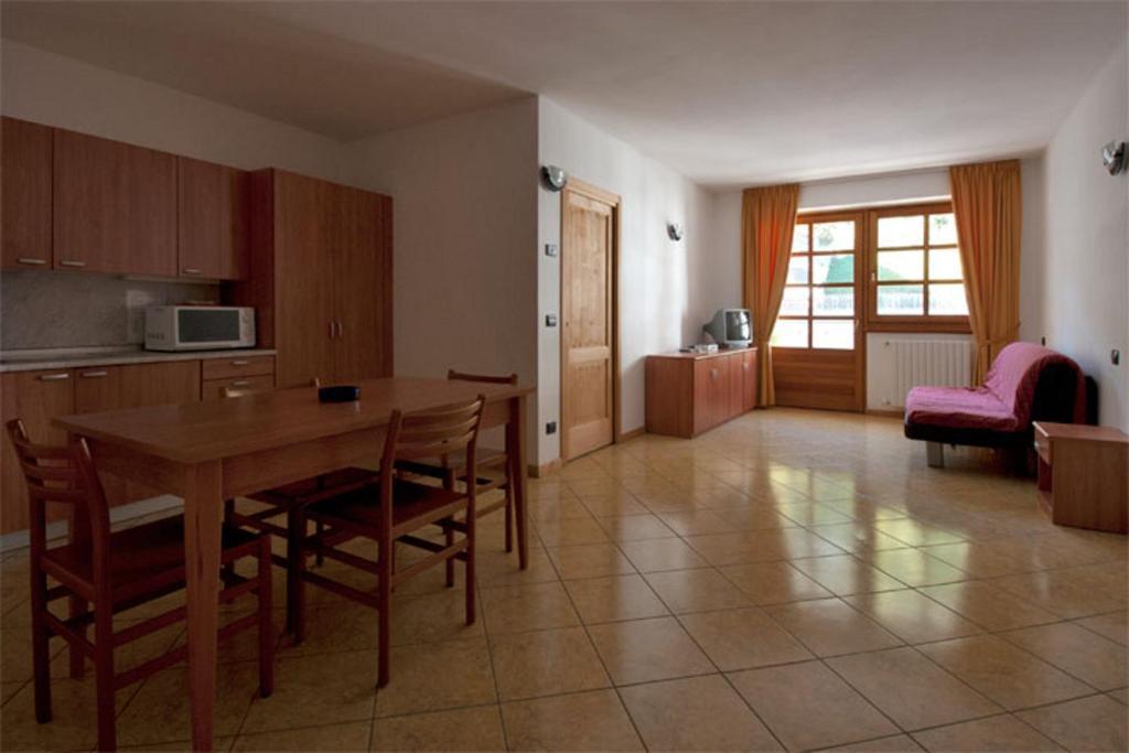 Residence Le Orchidee Bormio Habitación foto