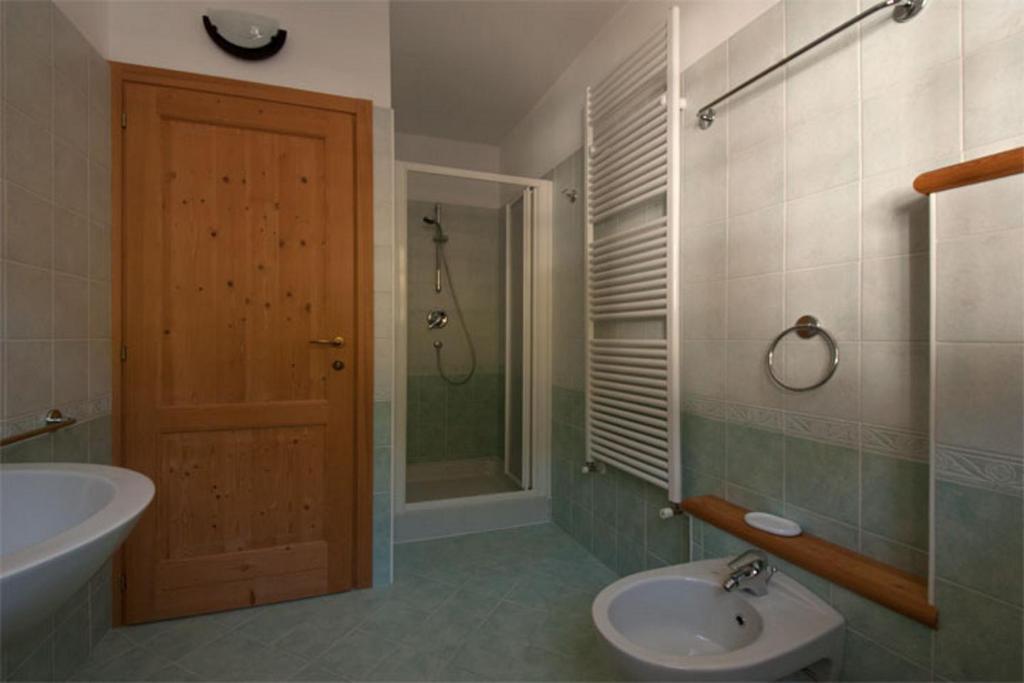 Residence Le Orchidee Bormio Habitación foto